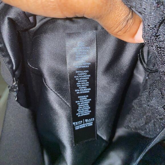 White House Black Market Lace Sleeve Sheath Dress size 4 with key hole button - Picture 9 of 9